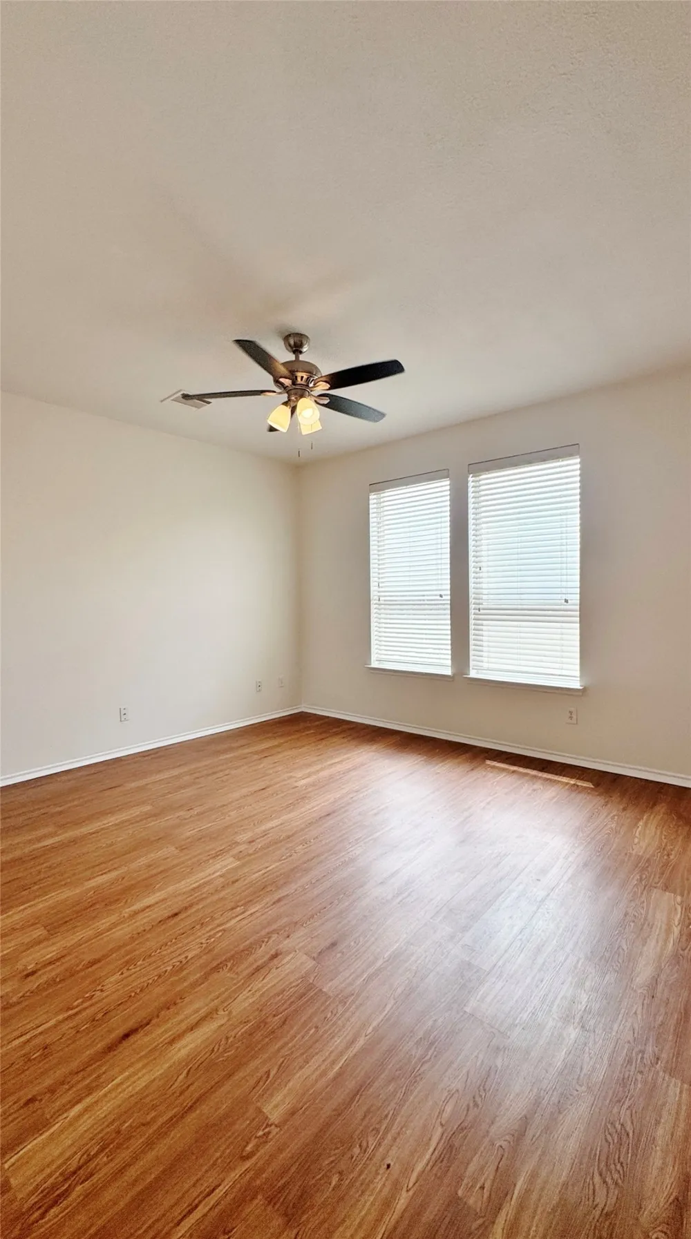 2260 Stonebrook Lane Mesquite, TX 75181