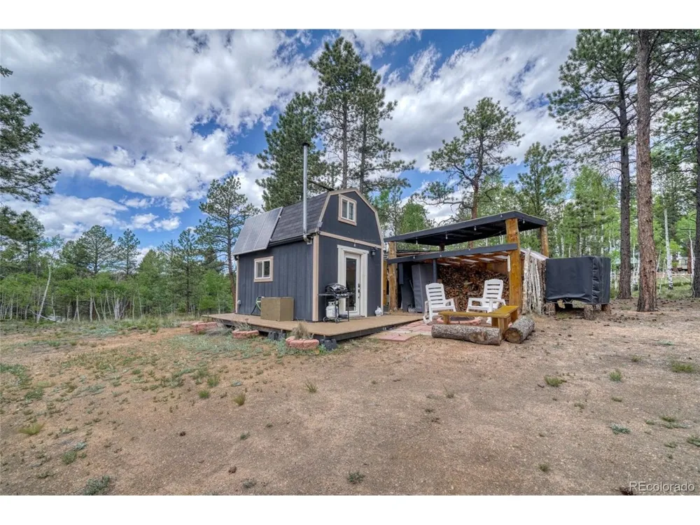 2927 Pathfinder Road Florissant, CO 80816