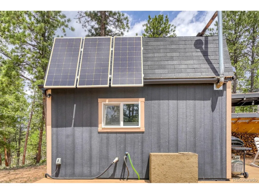 2927 Pathfinder Road Florissant, CO 80816