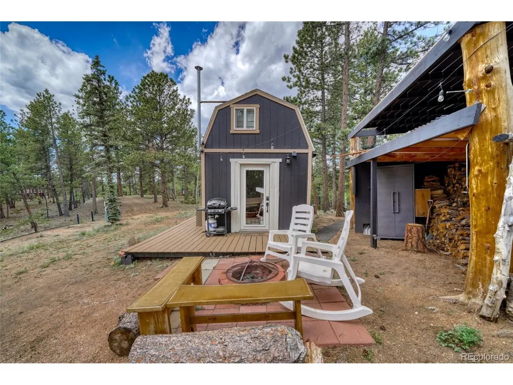 2927 Pathfinder Road Florissant, CO 80816