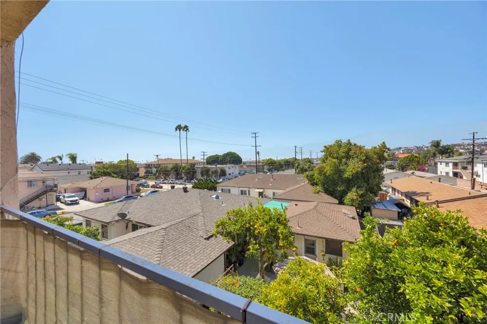 1311 S Grand #10 San Pedro, CA 90731