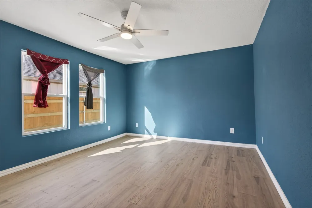 603 E Willingham Street Cleburne, TX 76031