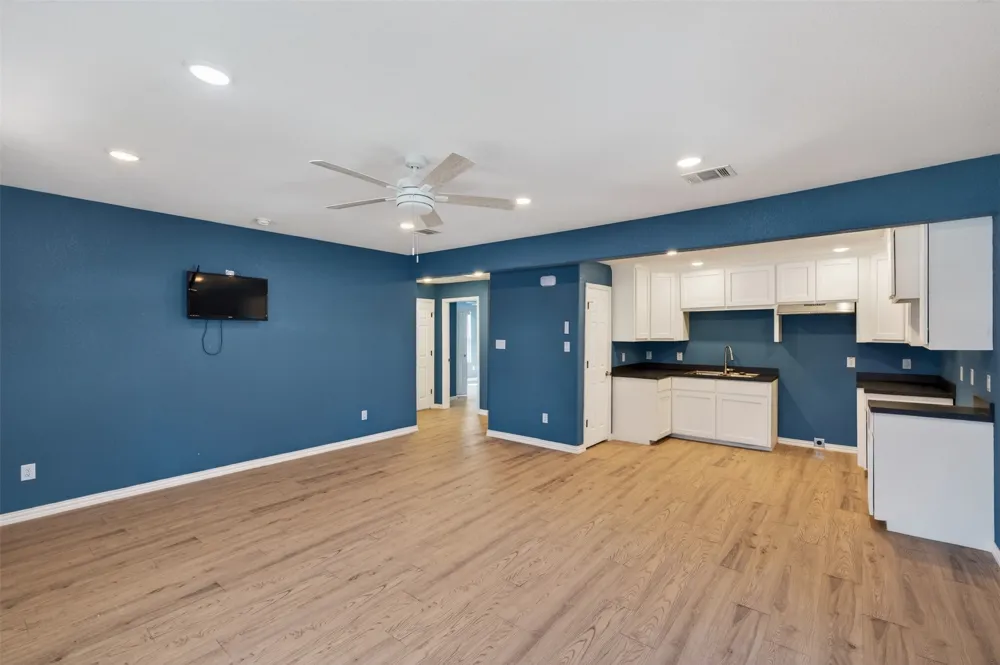 603 E Willingham Street Cleburne, TX 76031