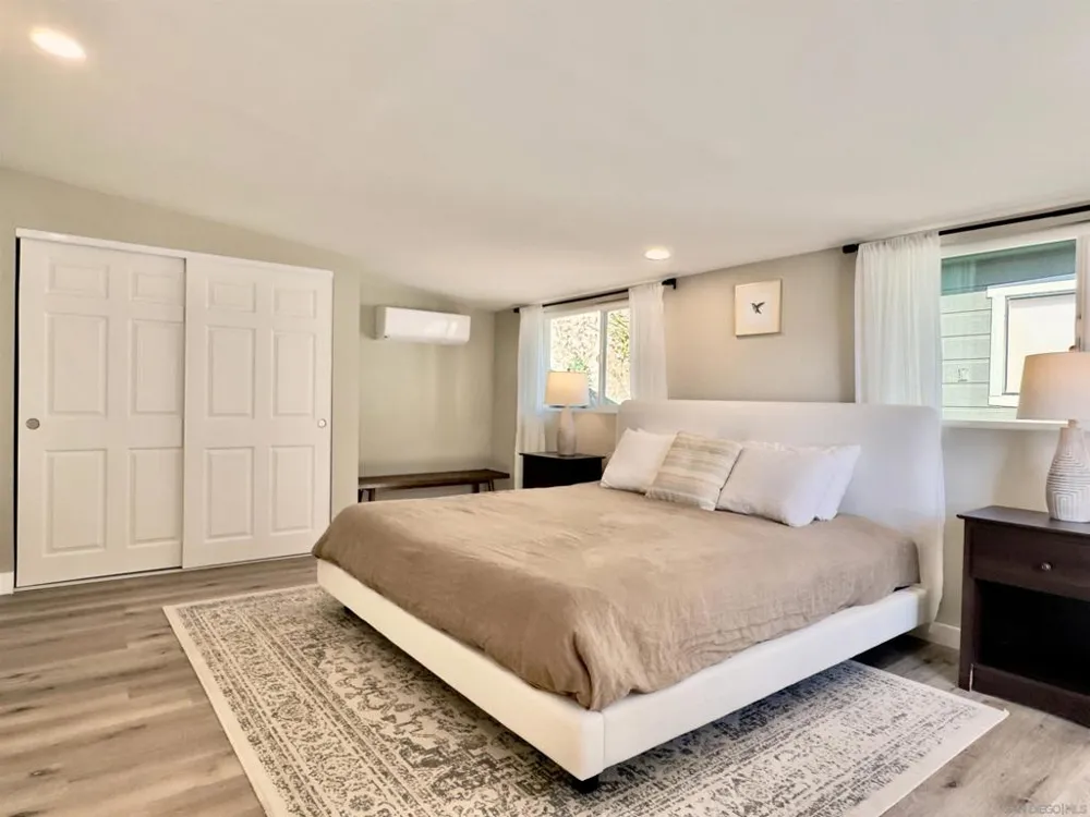 1418 York Dr Vista, CA 92084