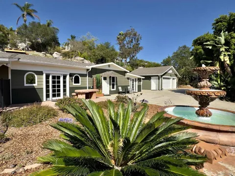 1418 York Dr