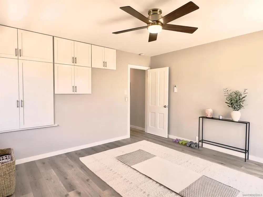 1418 York Dr Vista, CA 92084