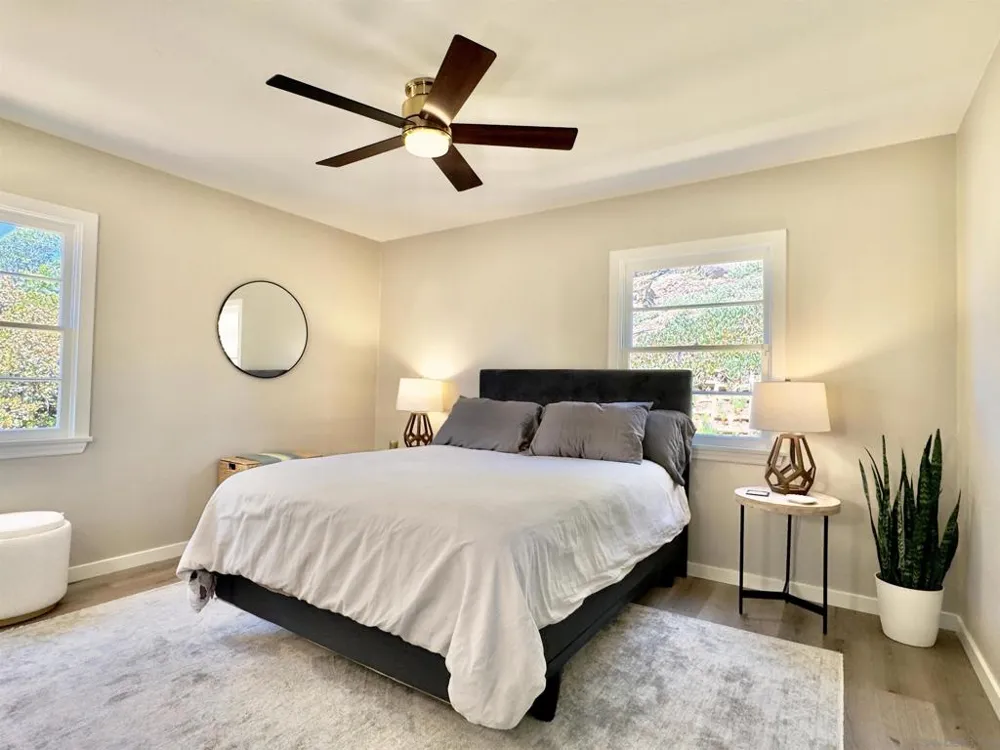 1418 York Dr Vista, CA 92084
