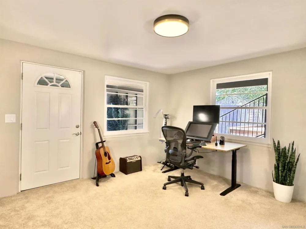 1418 York Dr Vista, CA 92084