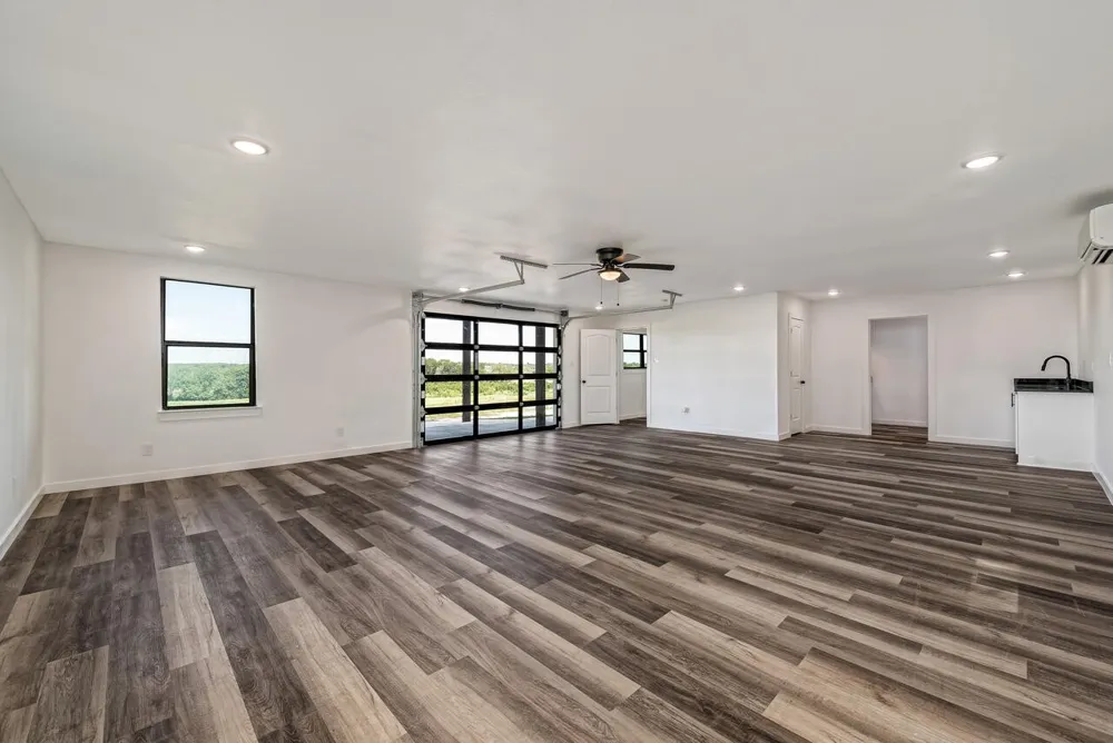 4864 S Hwy 77 Highway Lorena, TX 76655