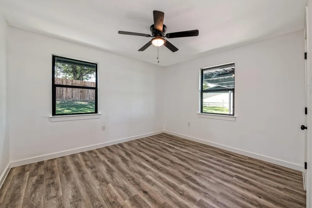 4864 S Hwy 77 Highway Lorena, TX 76655