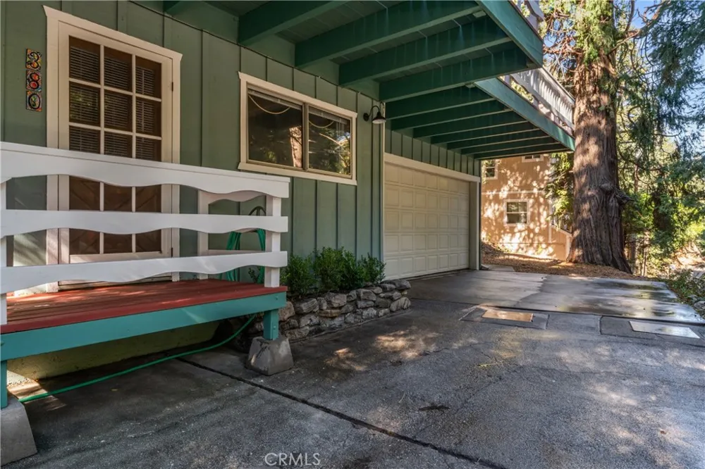 380 S Dart Canyon Crestline, CA 92325