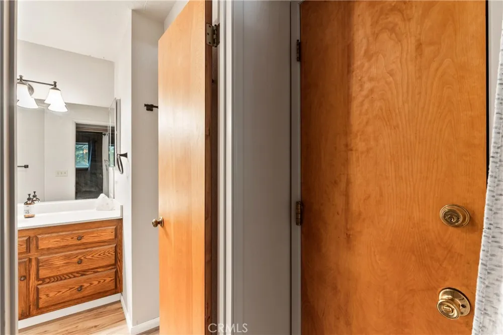 380 S Dart Canyon Crestline, CA 92325
