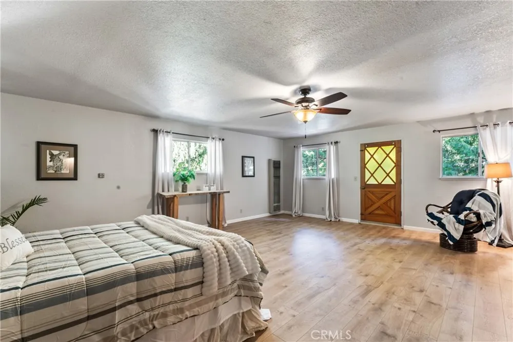 380 S Dart Canyon Crestline, CA 92325