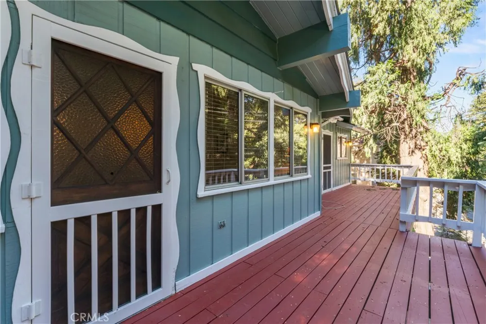 380 S Dart Canyon Crestline, CA 92325