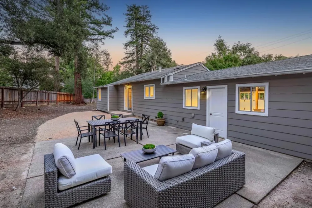 3270 Woodside Road Woodside, CA 94062