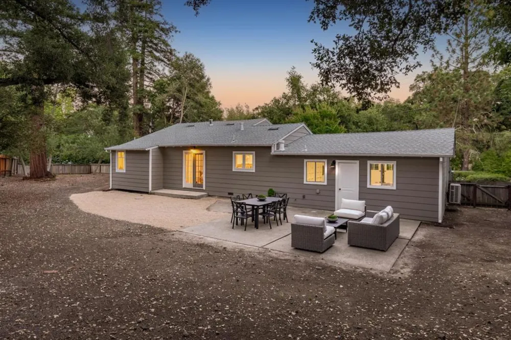 3270 Woodside Road Woodside, CA 94062