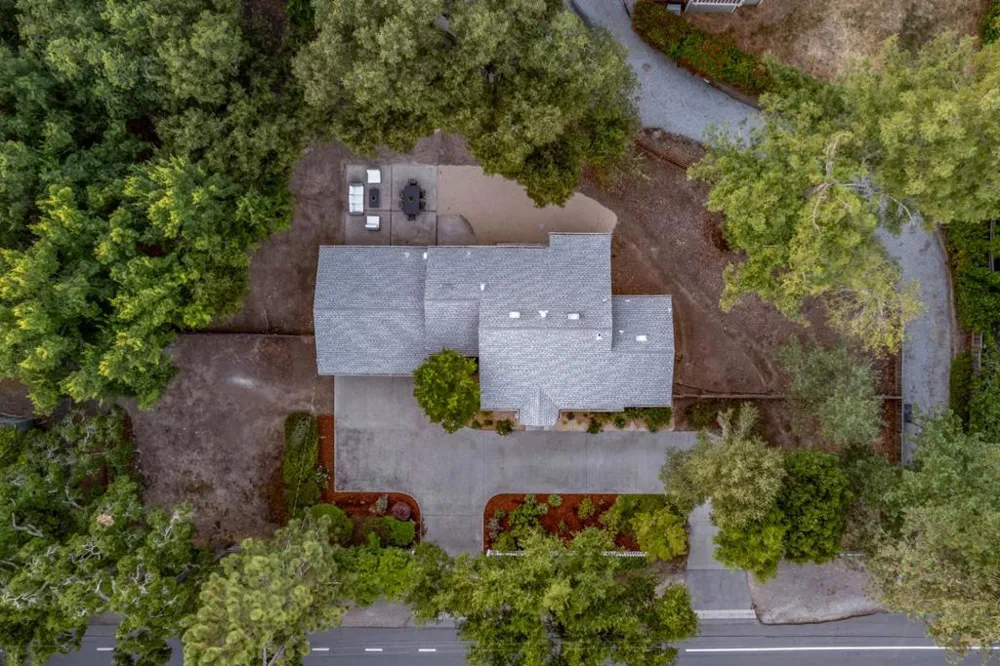 3270 Woodside Road Woodside, CA 94062