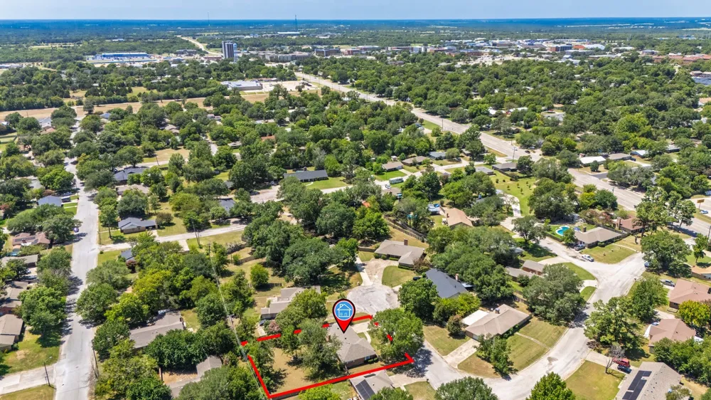 148 Royal Lane Commerce, TX 75428