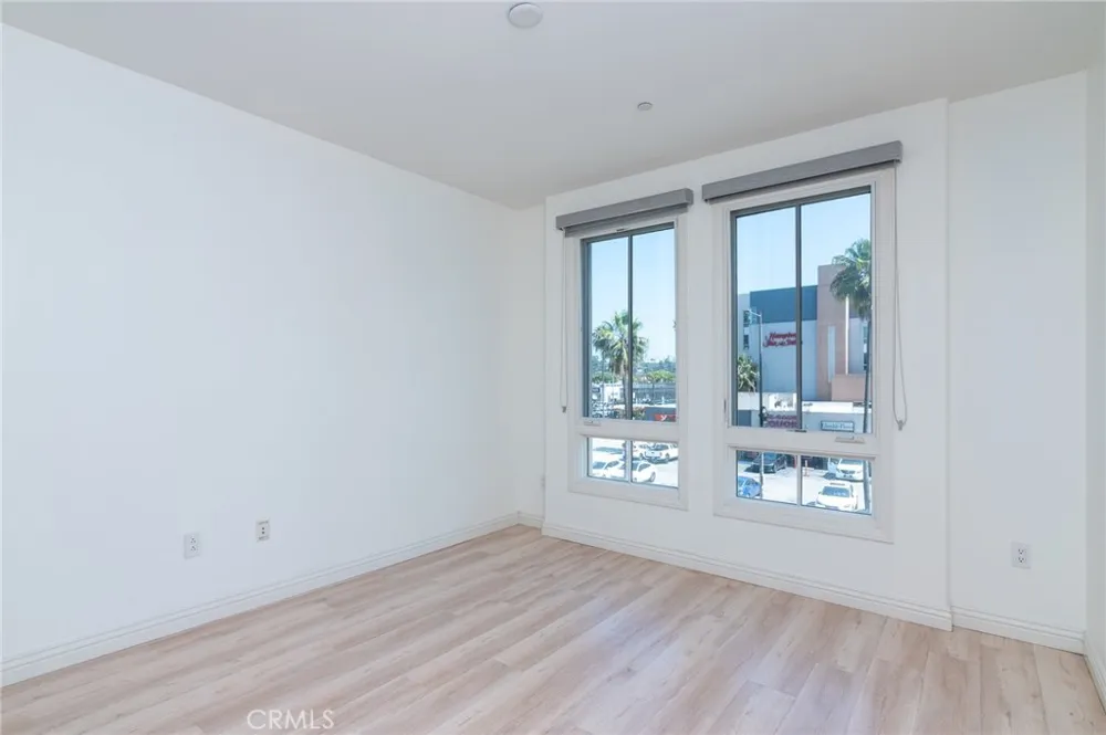 268 Caruso Avenue Glendale, CA 91210