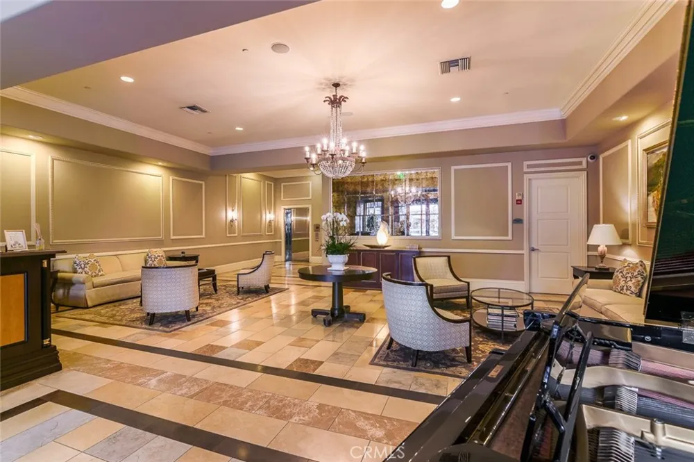 268 Caruso Avenue Glendale, CA 91210