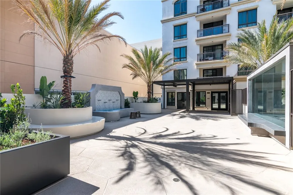 268 Caruso Avenue Glendale, CA 91210