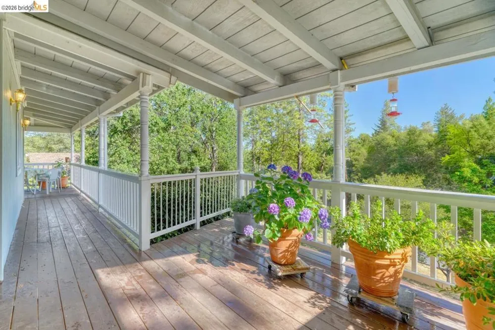 13163 Jackson Mill Dr Groveland, CA 95321