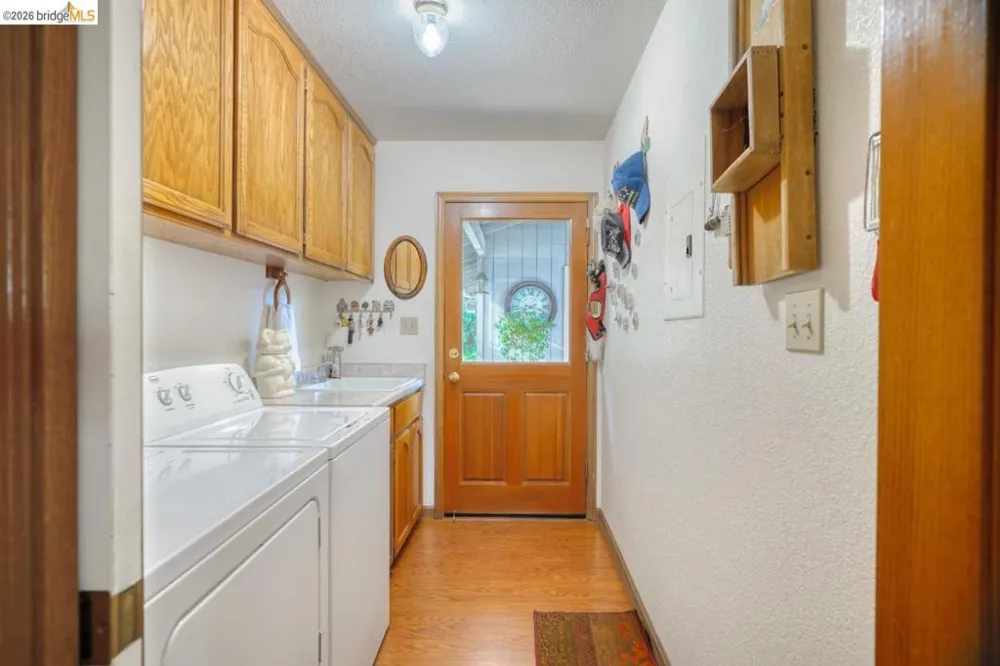 13163 Jackson Mill Dr Groveland, CA 95321