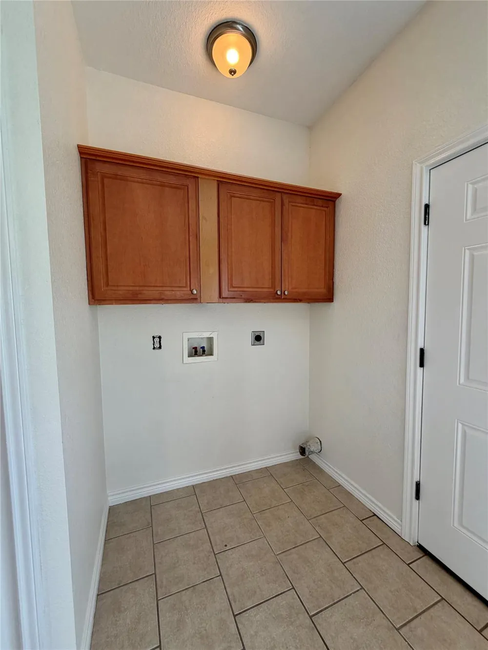 2148 County Road 654 Street Brazoria, TX 77422