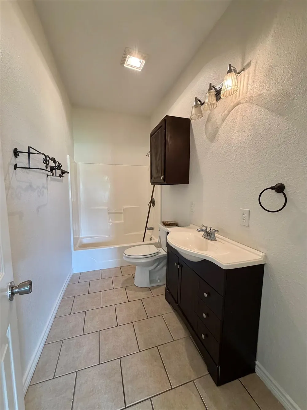 2148 County Road 654 Street Brazoria, TX 77422