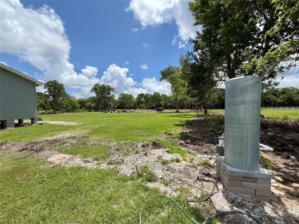 2148 County Road 654 Street Brazoria, TX 77422