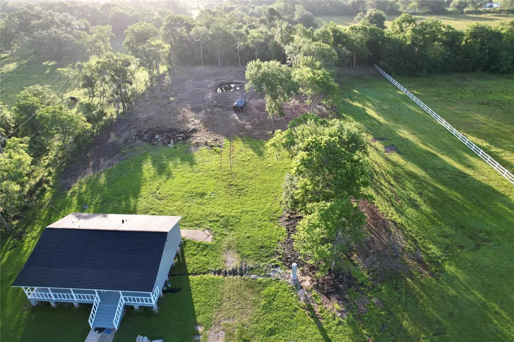 2148 County Road 654 Street Brazoria, TX 77422