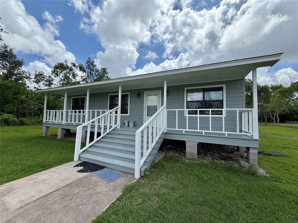 2148 County Road 654 Street Brazoria, TX 77422
