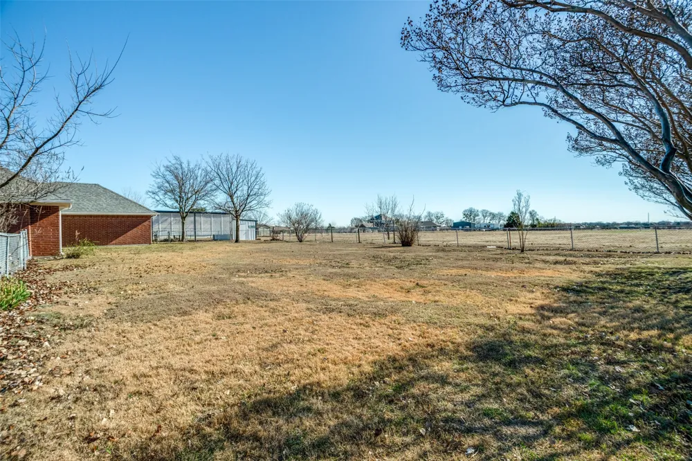 3722 Carrie Lane St Paul, TX 75098
