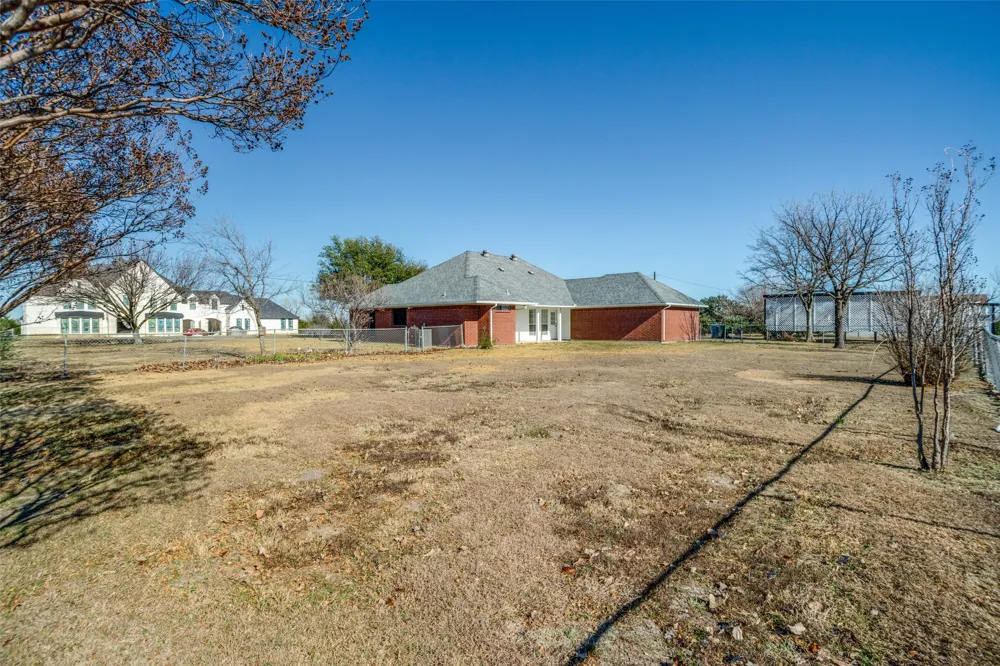 3722 Carrie Lane St Paul, TX 75098