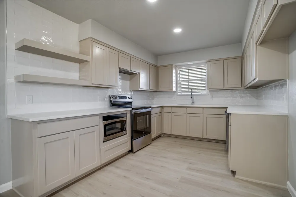 3722 Carrie Lane St Paul, TX 75098