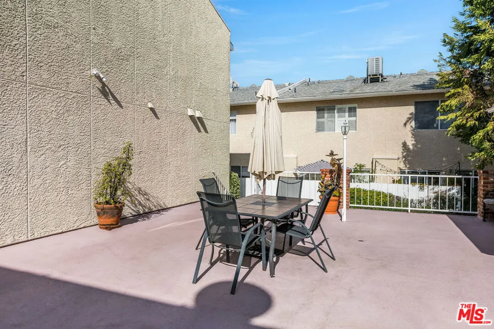 4558 Willis Avenue #121 Sherman Oaks, CA 91403