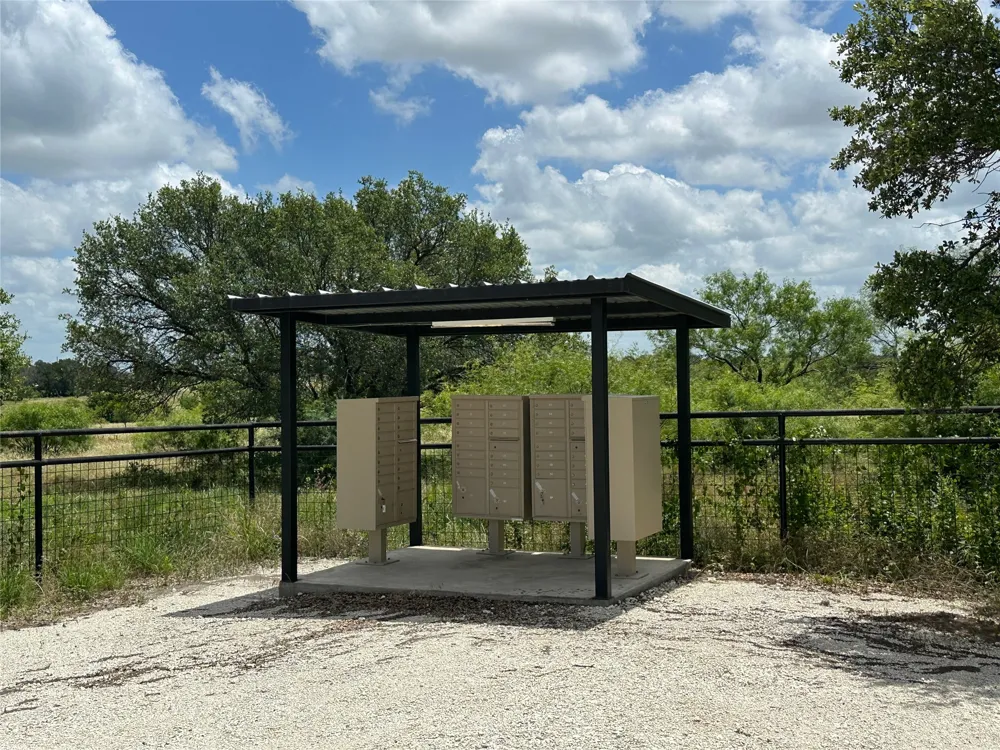 5 Pecan Valley Drive Comanche, TX 76452