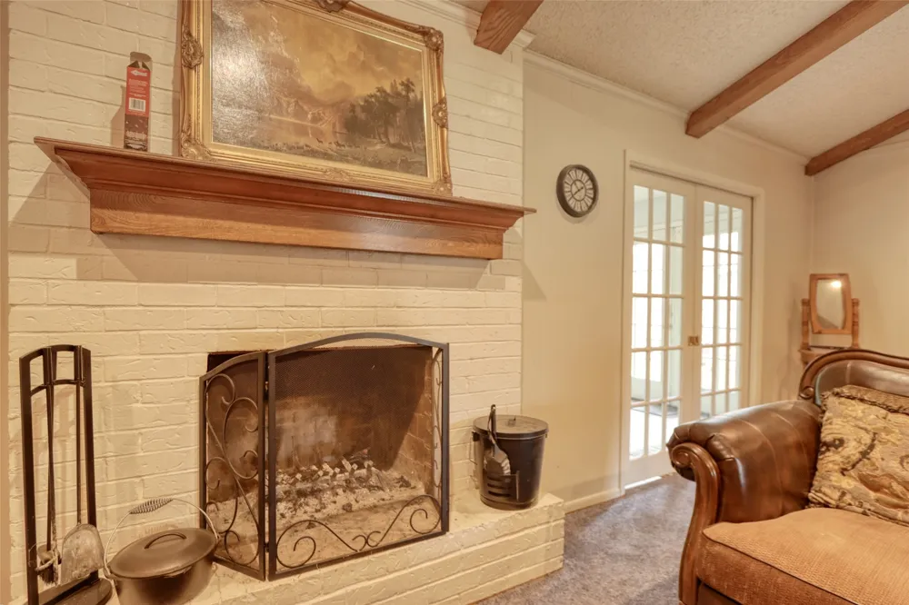 710 S Main Street Tehuacana, TX 76686