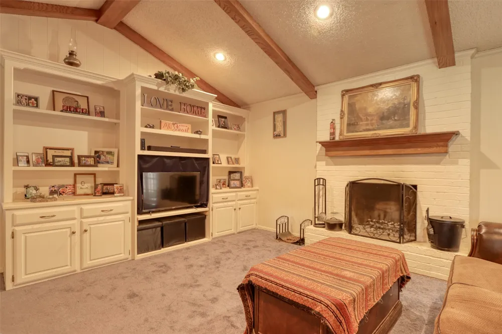 710 S Main Street Tehuacana, TX 76686