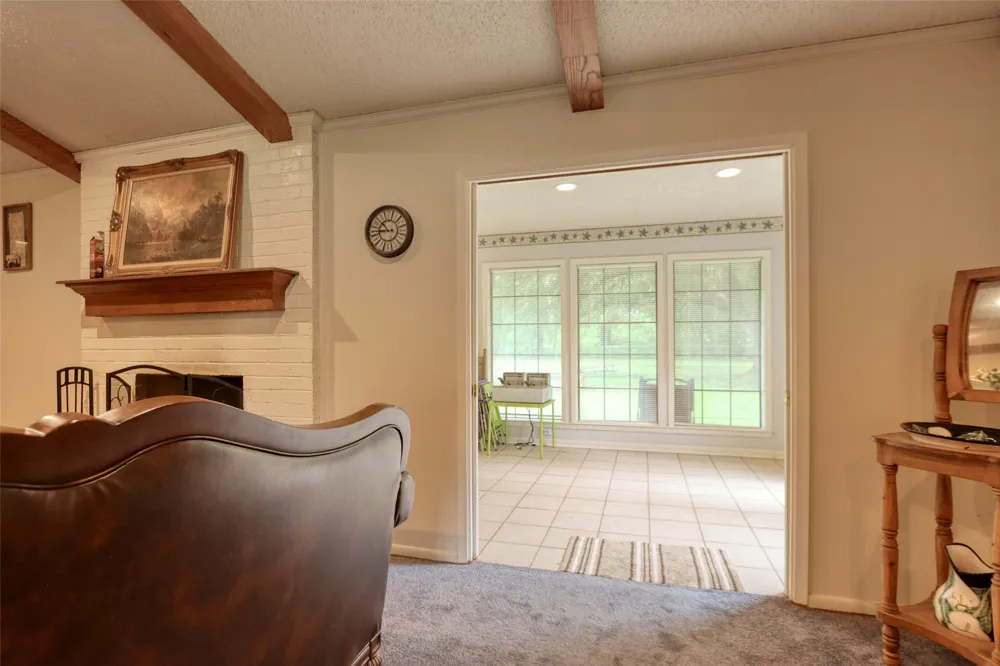 710 S Main Street Tehuacana, TX 76686