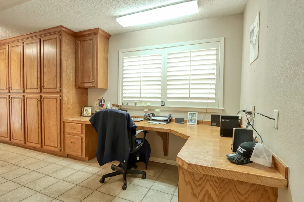 710 S Main Street Tehuacana, TX 76686
