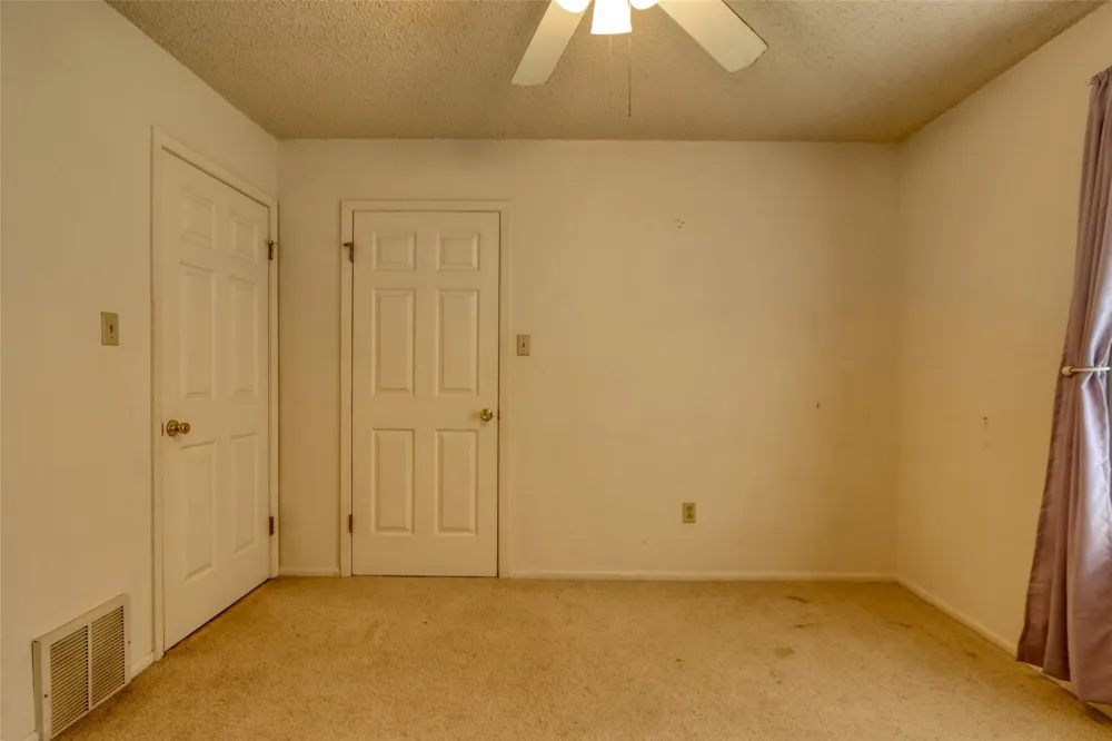 710 S Main Street Tehuacana, TX 76686