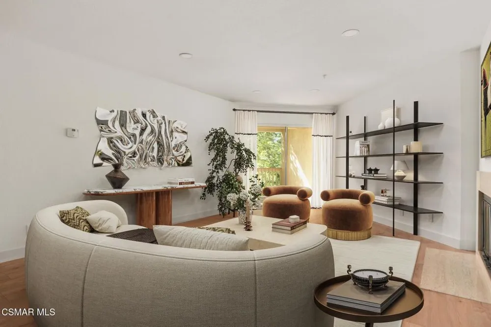 697 Sutton Crest Trail #Tl210 Oak Park, CA 91377