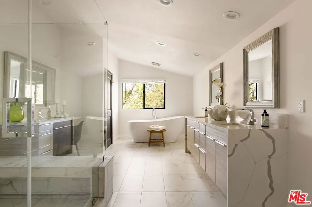 4020 Park Melinda Calabasas, CA 91302