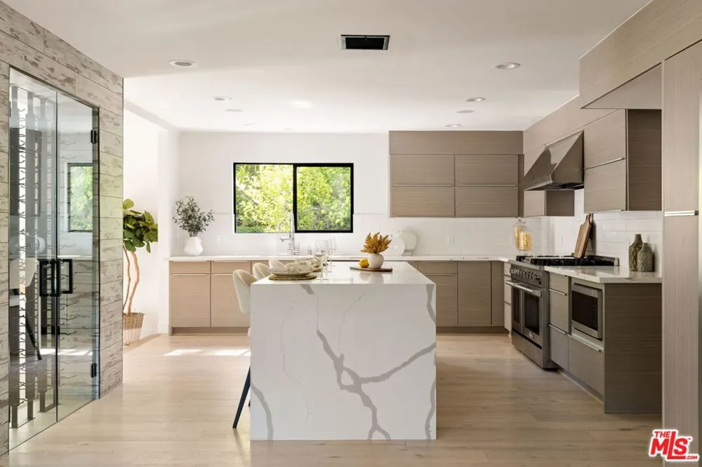 4020 Park Melinda Calabasas, CA 91302
