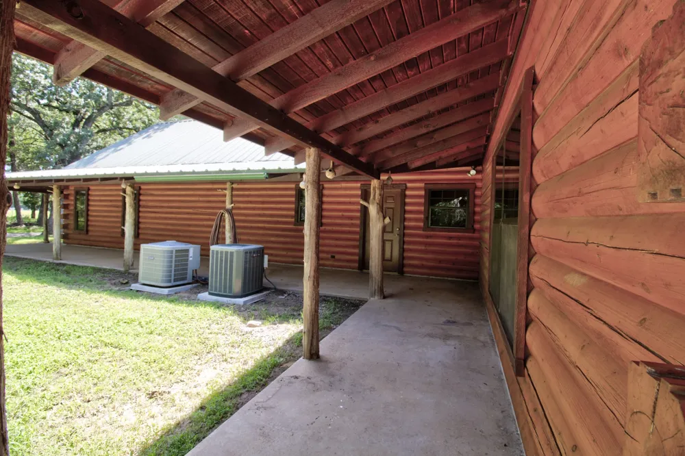 1466 Pearce Street Collinsville, TX 76233