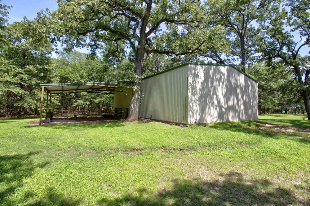 1466 Pearce Street Collinsville, TX 76233
