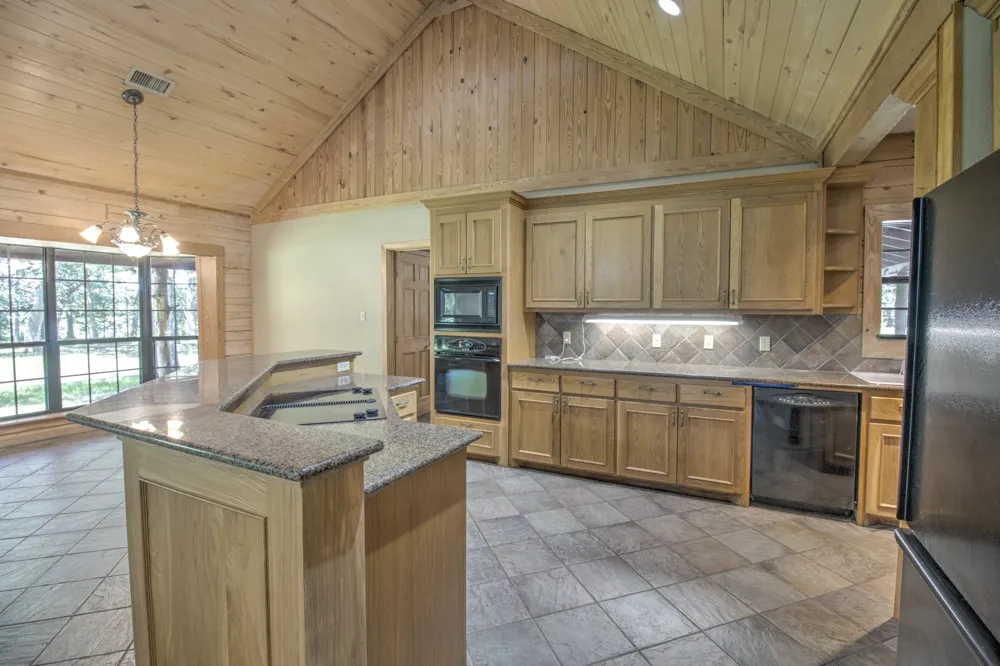1466 Pearce Street Collinsville, TX 76233