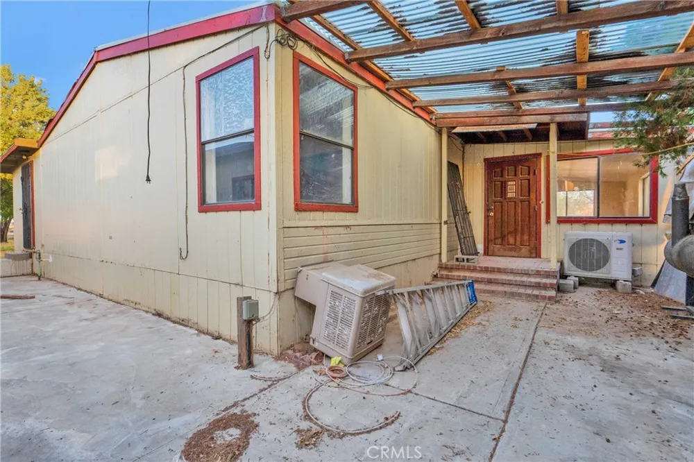 33445 Newberry Newberry Springs, CA 92365