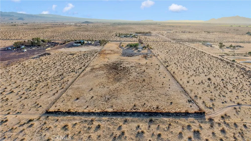 33445 Newberry Newberry Springs, CA 92365